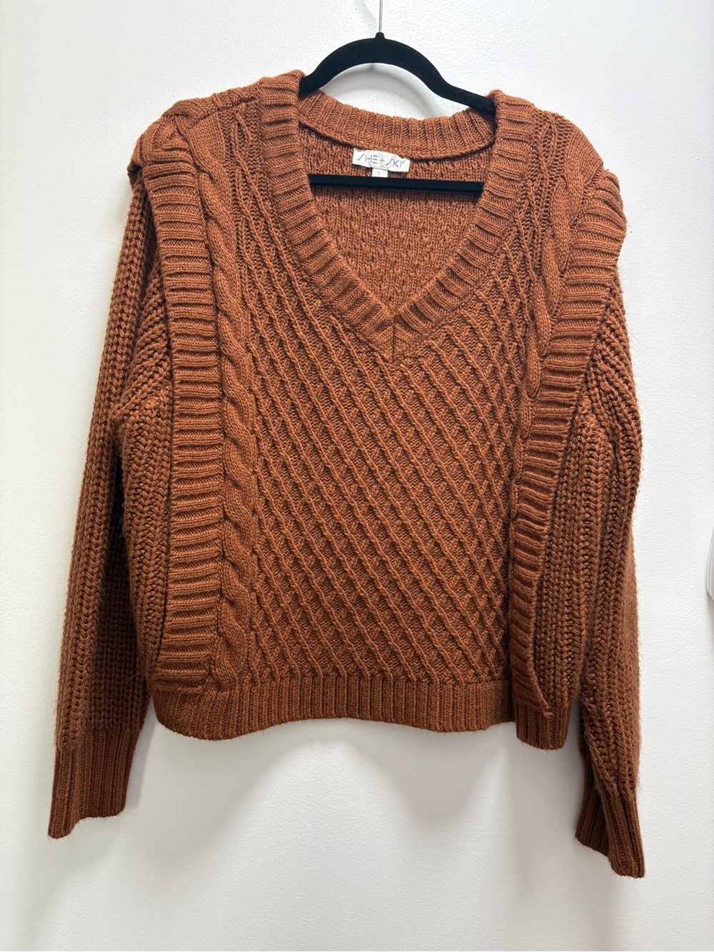 She + Sky Burnt Orange Cable V-Neck Sweater - L - fall Cabincore coastal